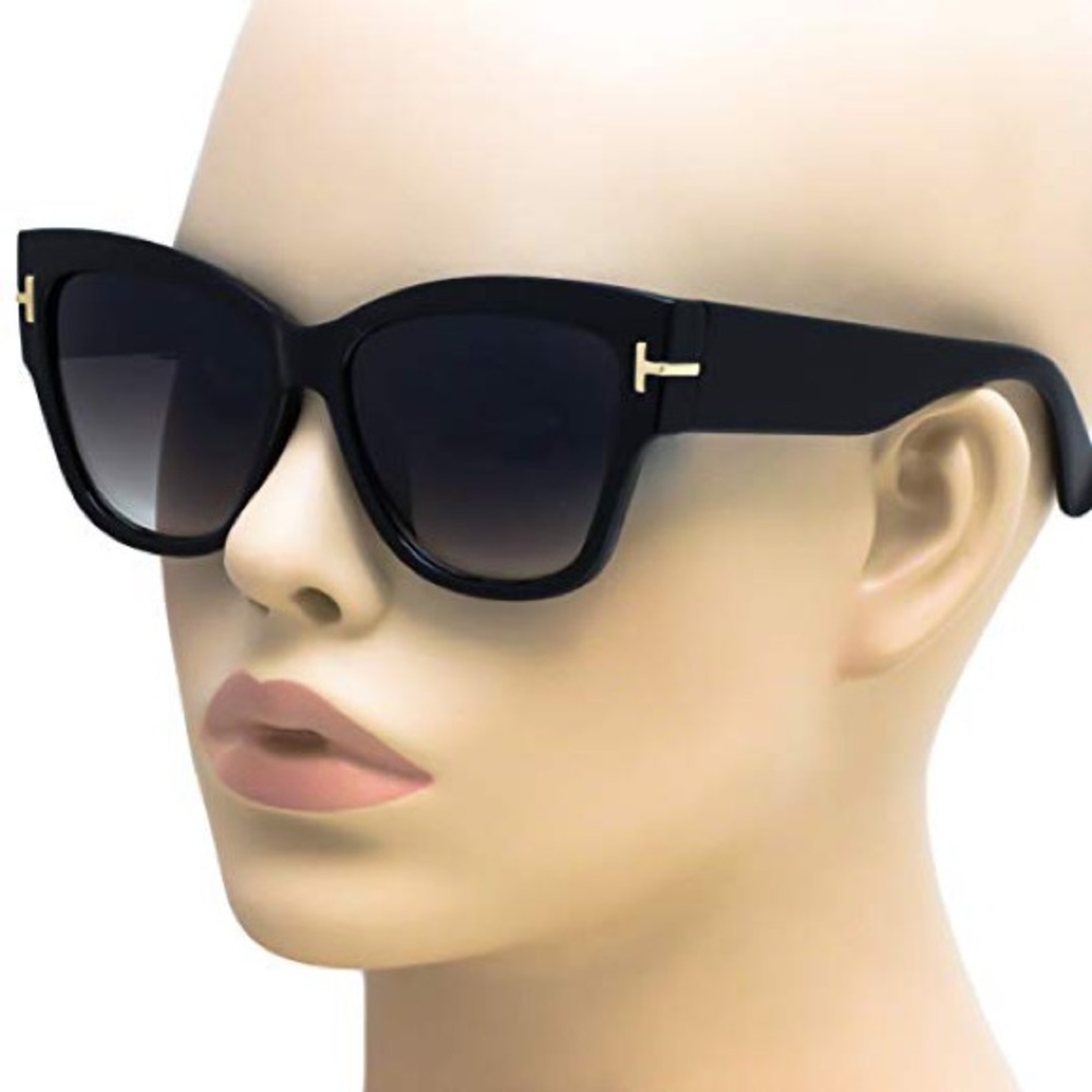 NEW  Large Cat Eye Women’s Sunglasses • NWOT